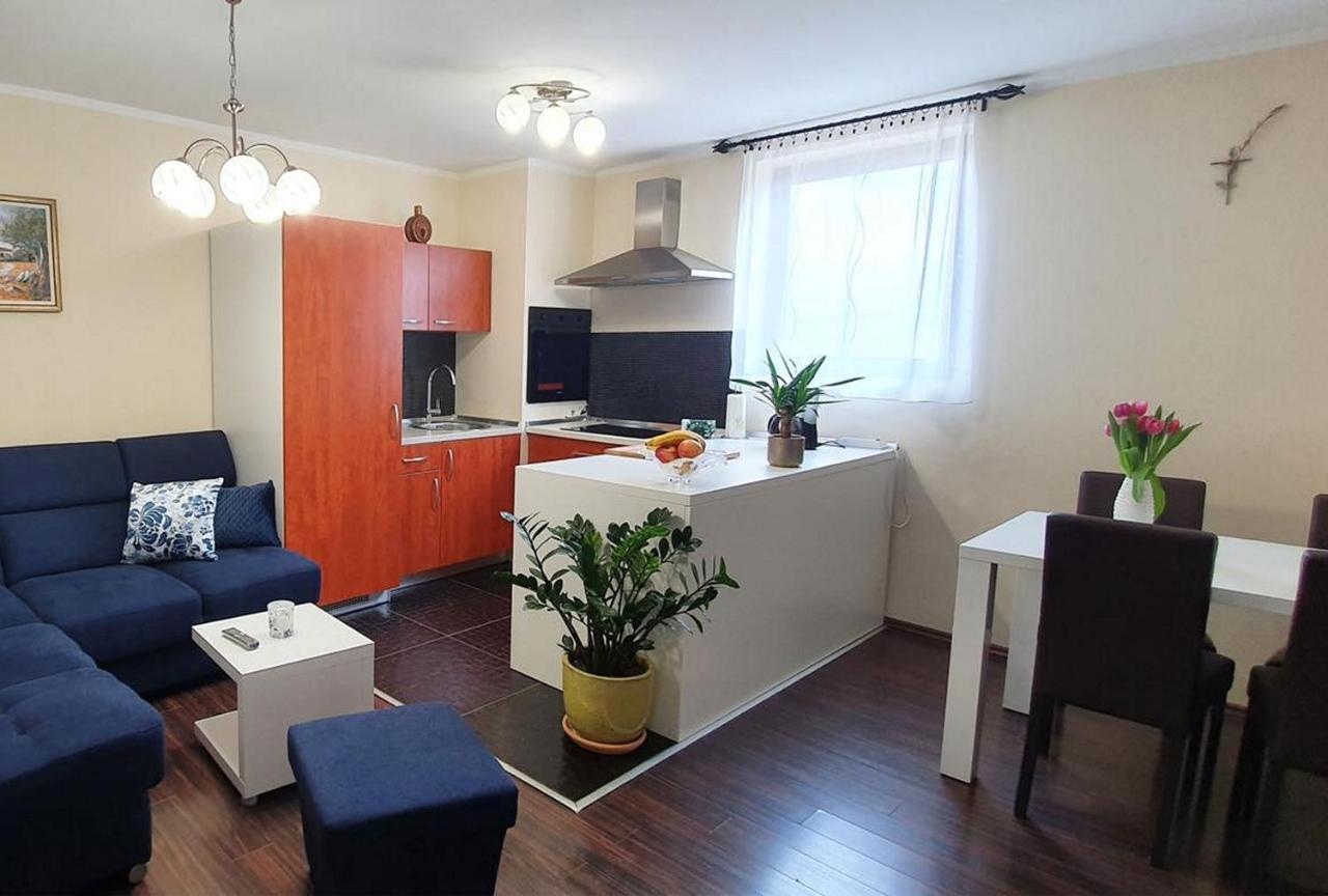 Apartments Tb Porat  Exterior foto